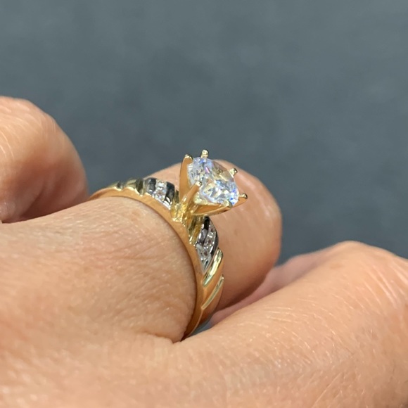14k Yellow Real Gold 1ct Round CZ Engagement Ring - Picture 6 of 7